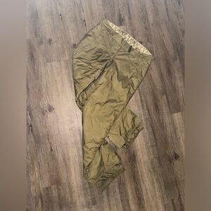 Green Obermeyer ski pants